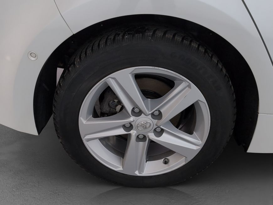 Toyota Corolla 1.8 Hybrid Team Deutschland NAVI+BI-LED+