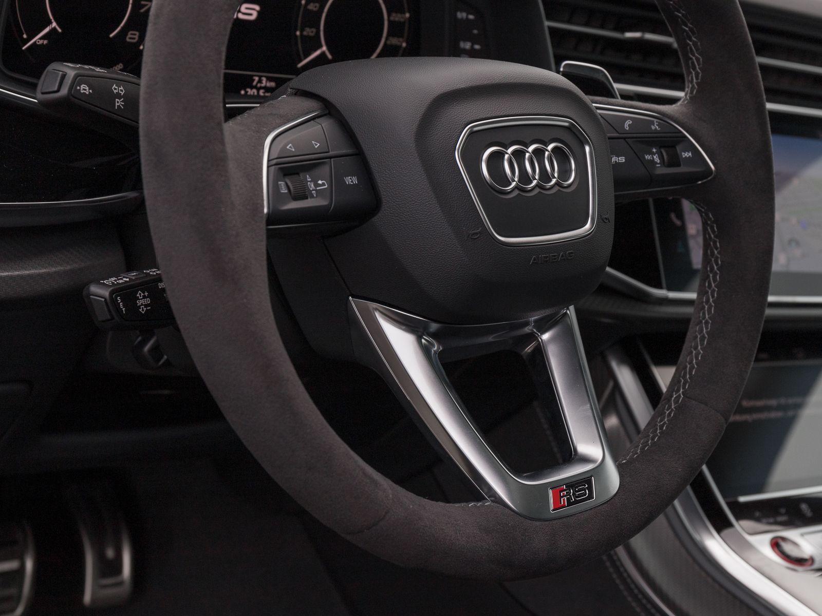 Audi RSQ8 TFSI Q BLACK-OPTIK 360* HD-MATRIX BuO HuD A