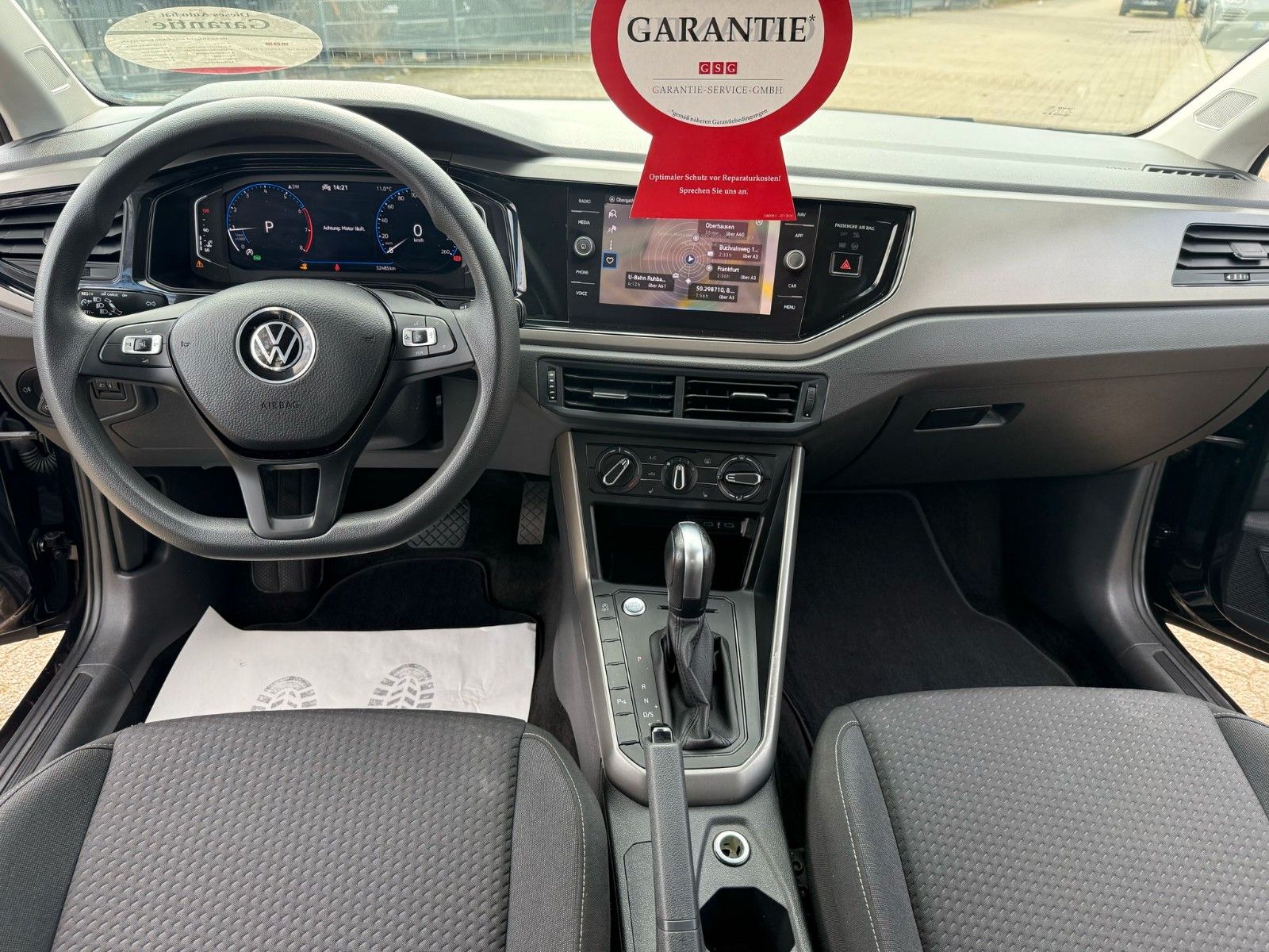 Volkswagen Polo VI Comfortline - Samsaru's Car Outlet