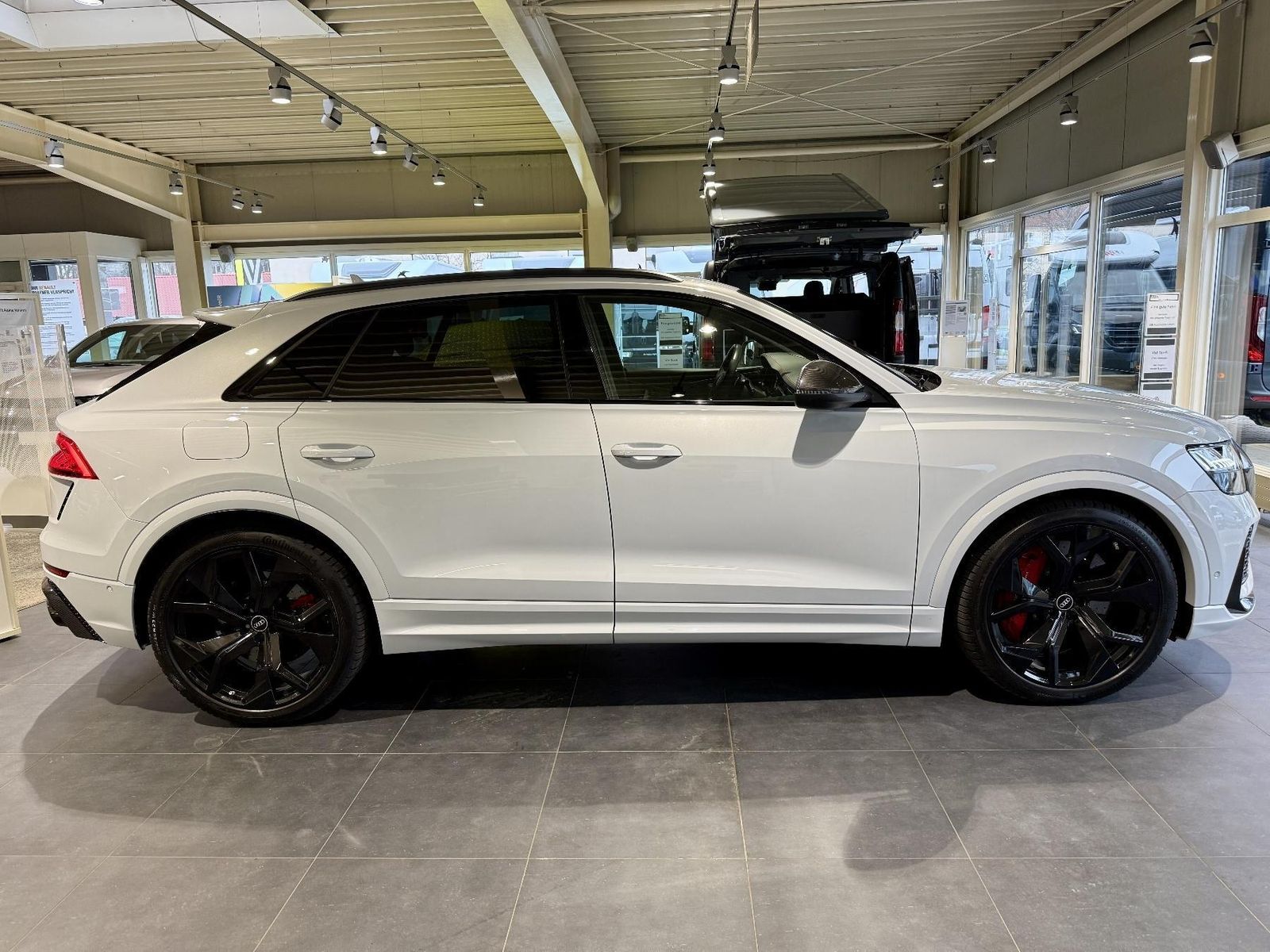 Audi RSQ8 Carbon Pak.+Standheiz 305 km/h+Keramik+B&O