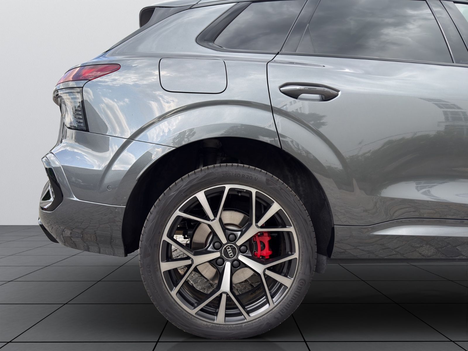 Audi Q3 e-hybrid S line TECH PRO+PANO+MATRIX+SONOS