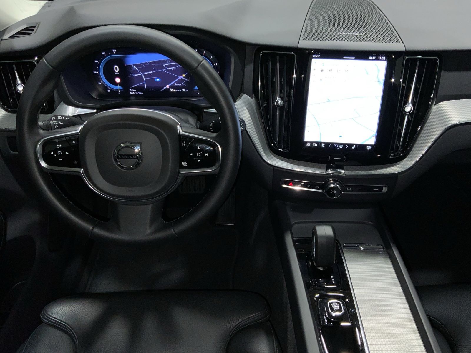 Volvo XC 60 B4 Plus Dark | 360° | Harman-Kardon | Pano