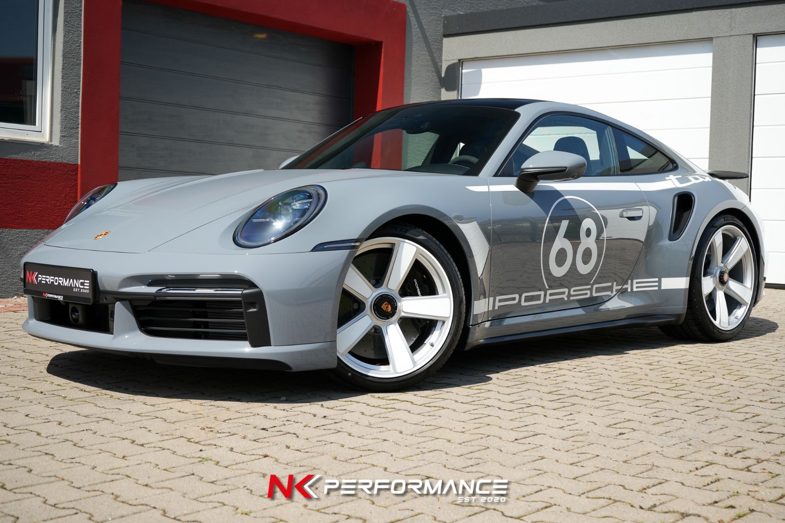 Porsche 992 Turbo 50 Jahre/ HERITAGE / ARKTIKGRAU