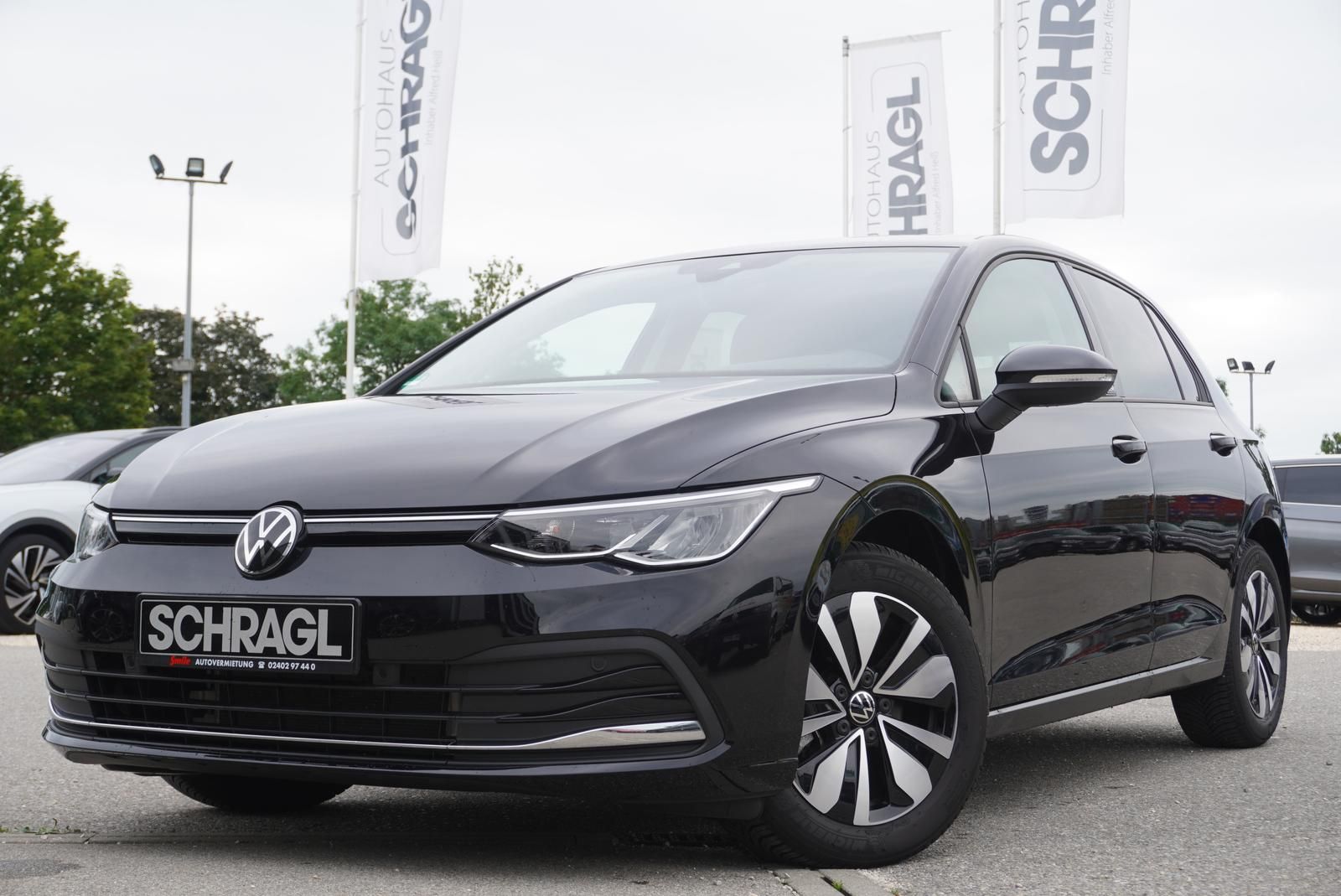 Volkswagen Golf VIII 1.5 TSI MOVE - Samsaru's Car Outlet