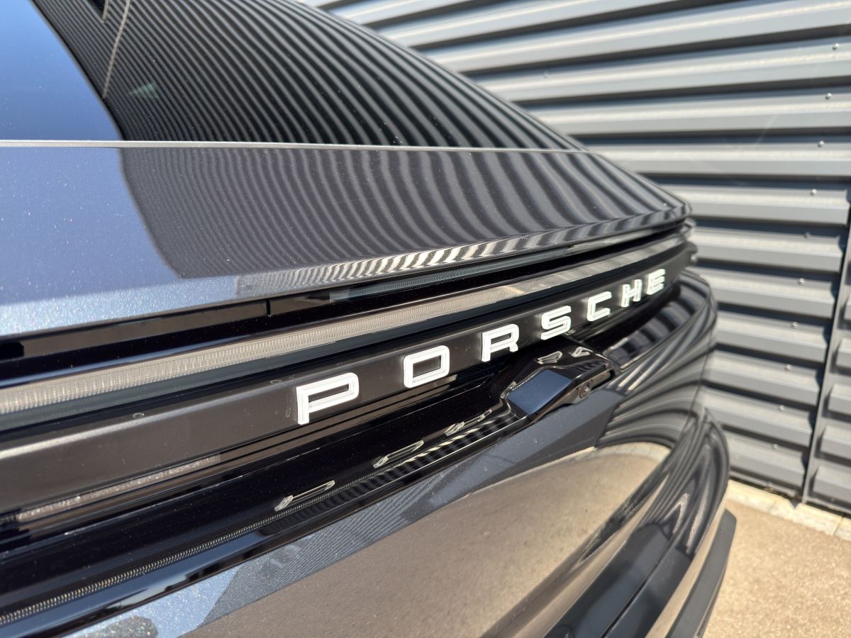 Porsche Macan 4 | Luftfederung | Panorama | BOSE | AHK |