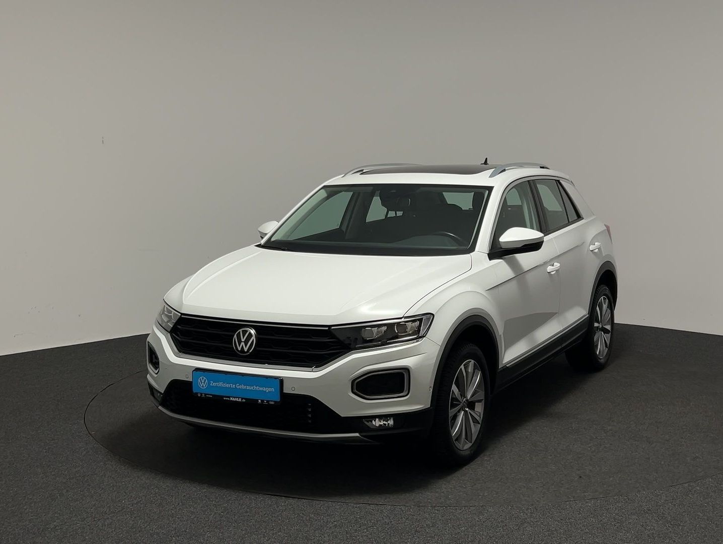 Volkswagen T-Roc Style 1.5TSI DSG - Samsaru's Car Outlet