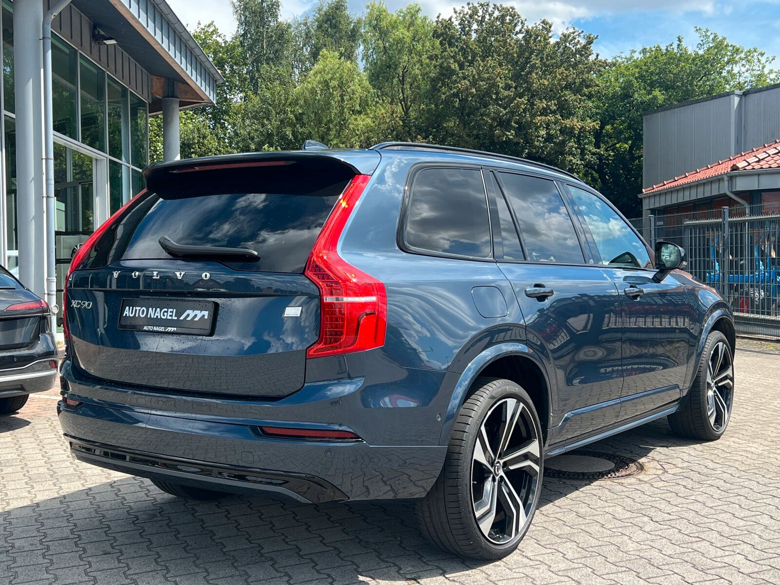 Volvo XC90 T8 AWD Ultimate Dark |LUFT||22|360CAM|PANO