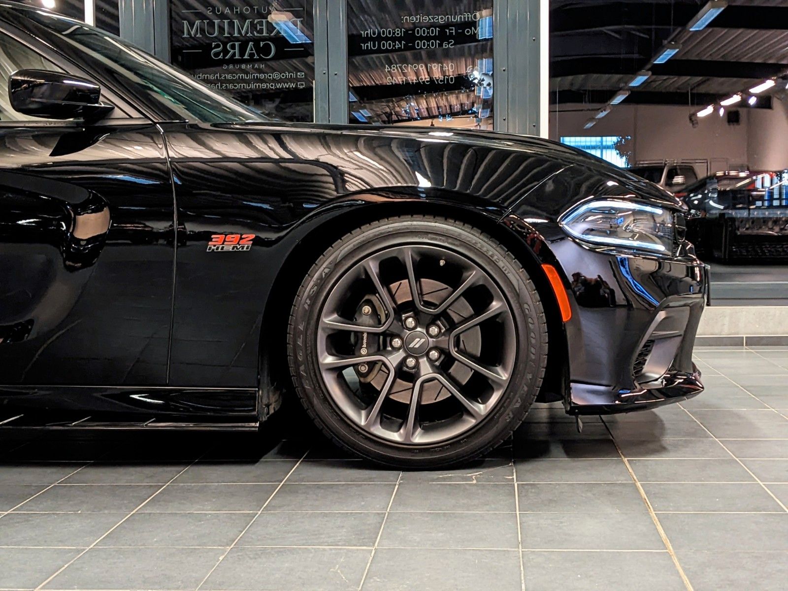Dodge Charger SRT 6.4L V8 HEMI /Kamera/TÜV-Neu!