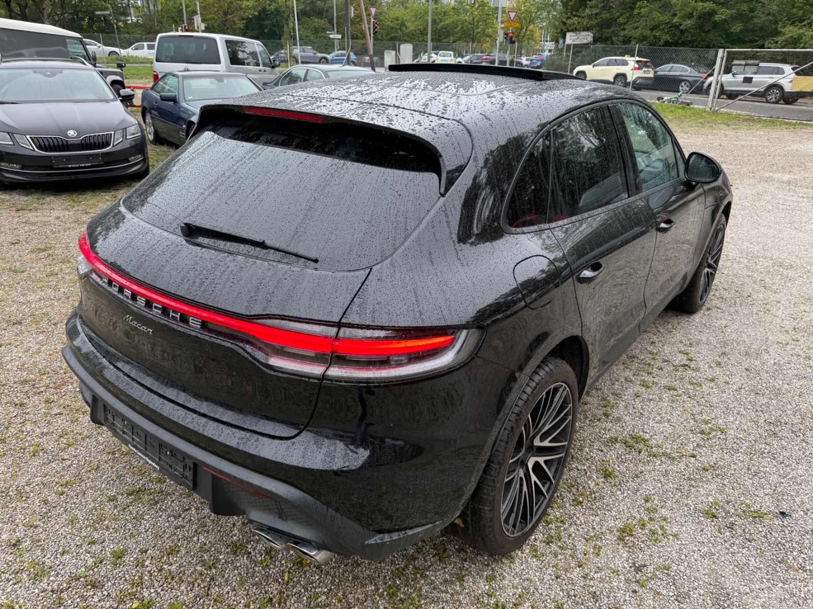 Porsche Macan TOP AUSSTATTUNG nur 28 TKM NP 93593,--
