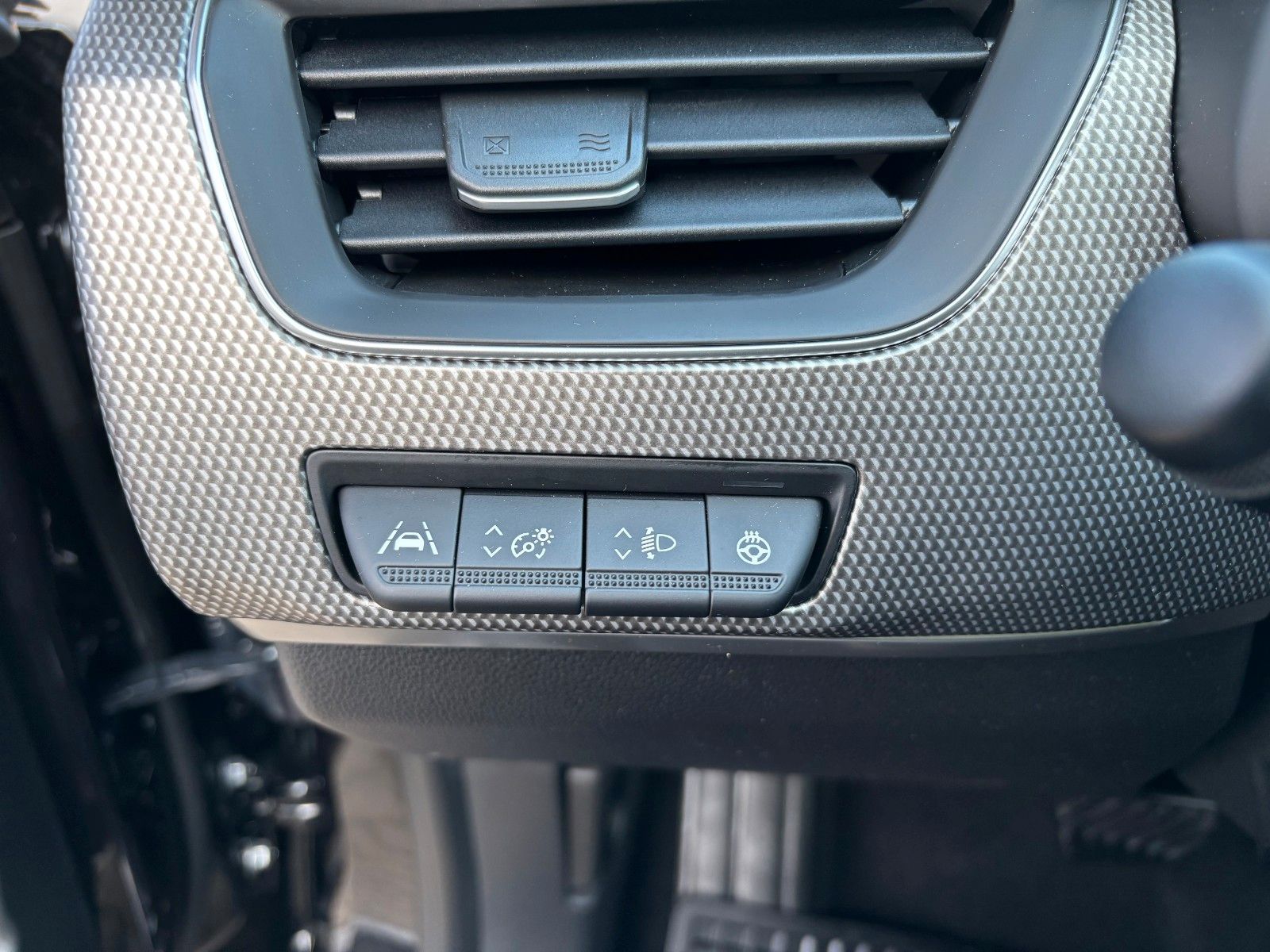 Renault Arkana Techno Mild Hybrid - Samsaru's Car Outlet