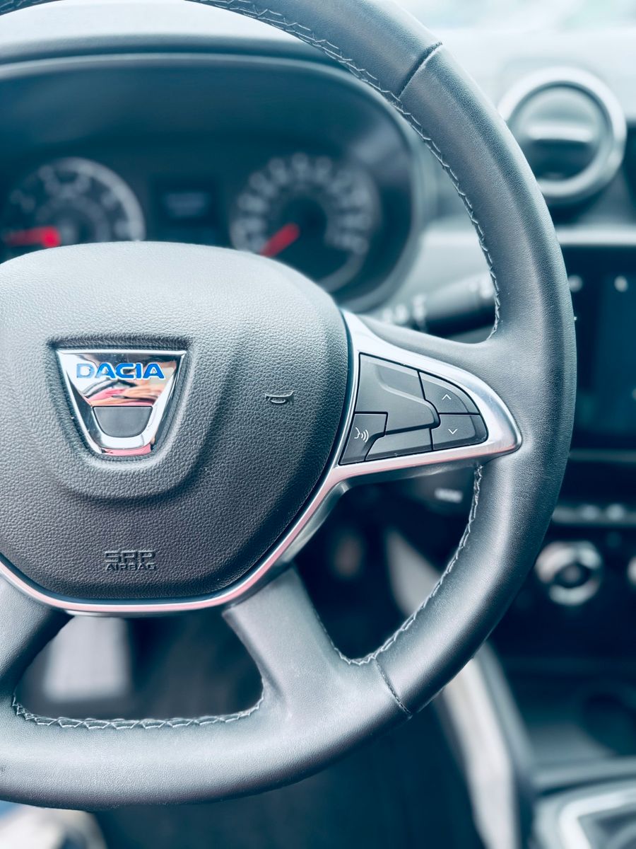 Dacia Duster Prestige 4WD - Samsaru's Car Outlet