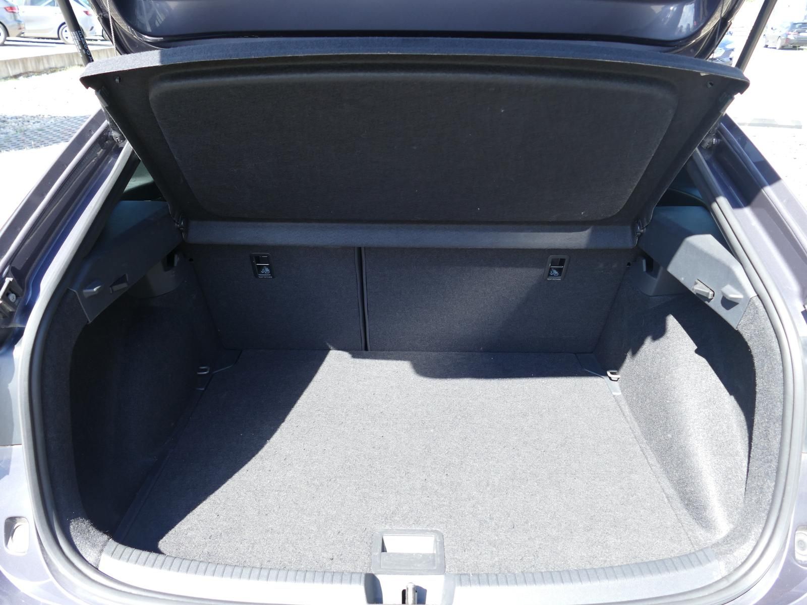 Volkswagen Taigo 1.0 TSI R-Line - Samsaru's Car Outlet