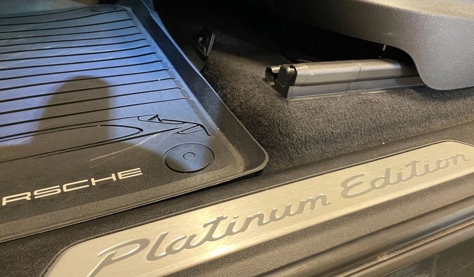 Porsche Cayenne E-Hybrid Platinum Edition