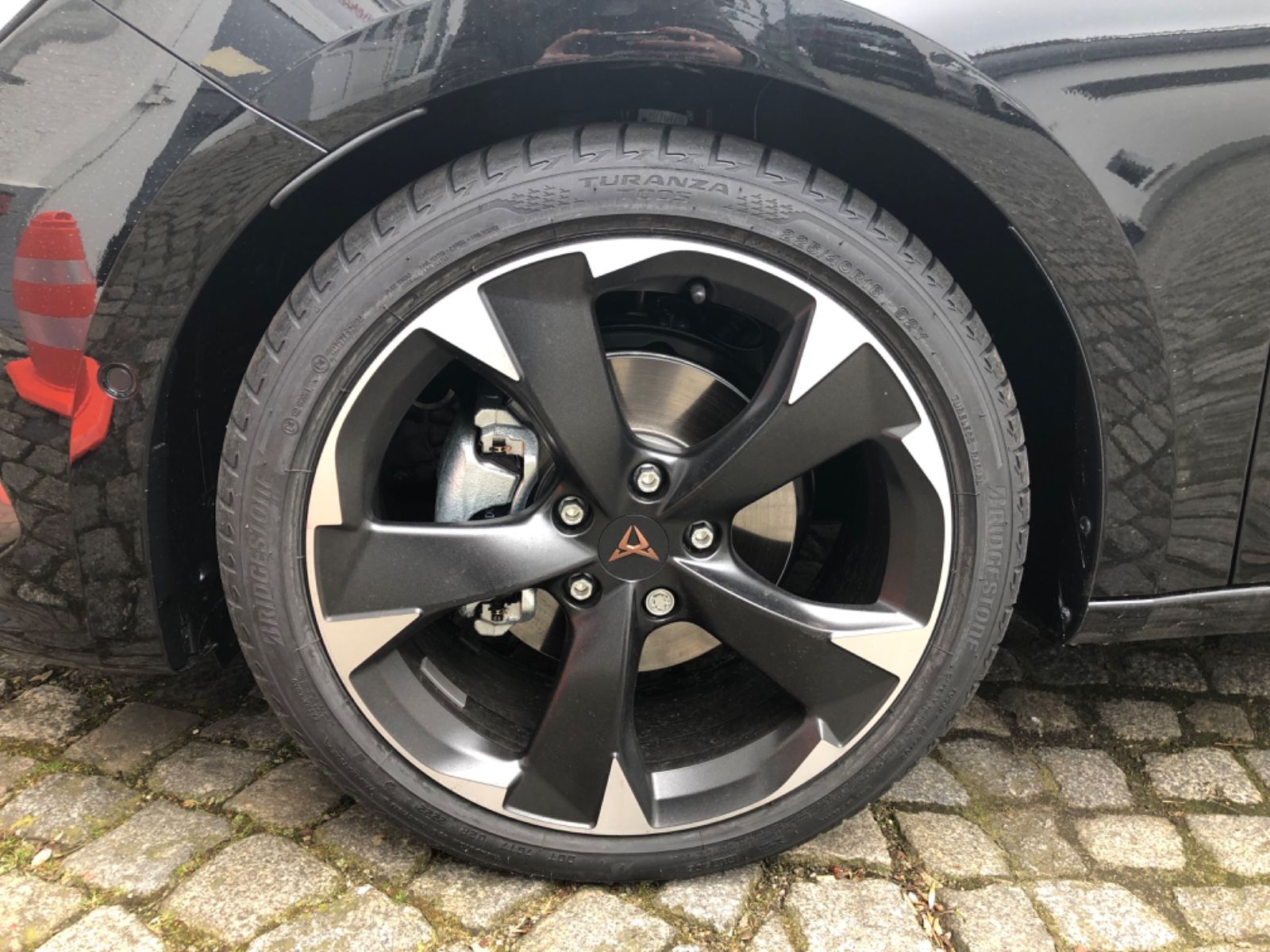 Cupra Leon Sportstourer 1.5 eTSI ACT DSG - Samsaru's Car Outlet