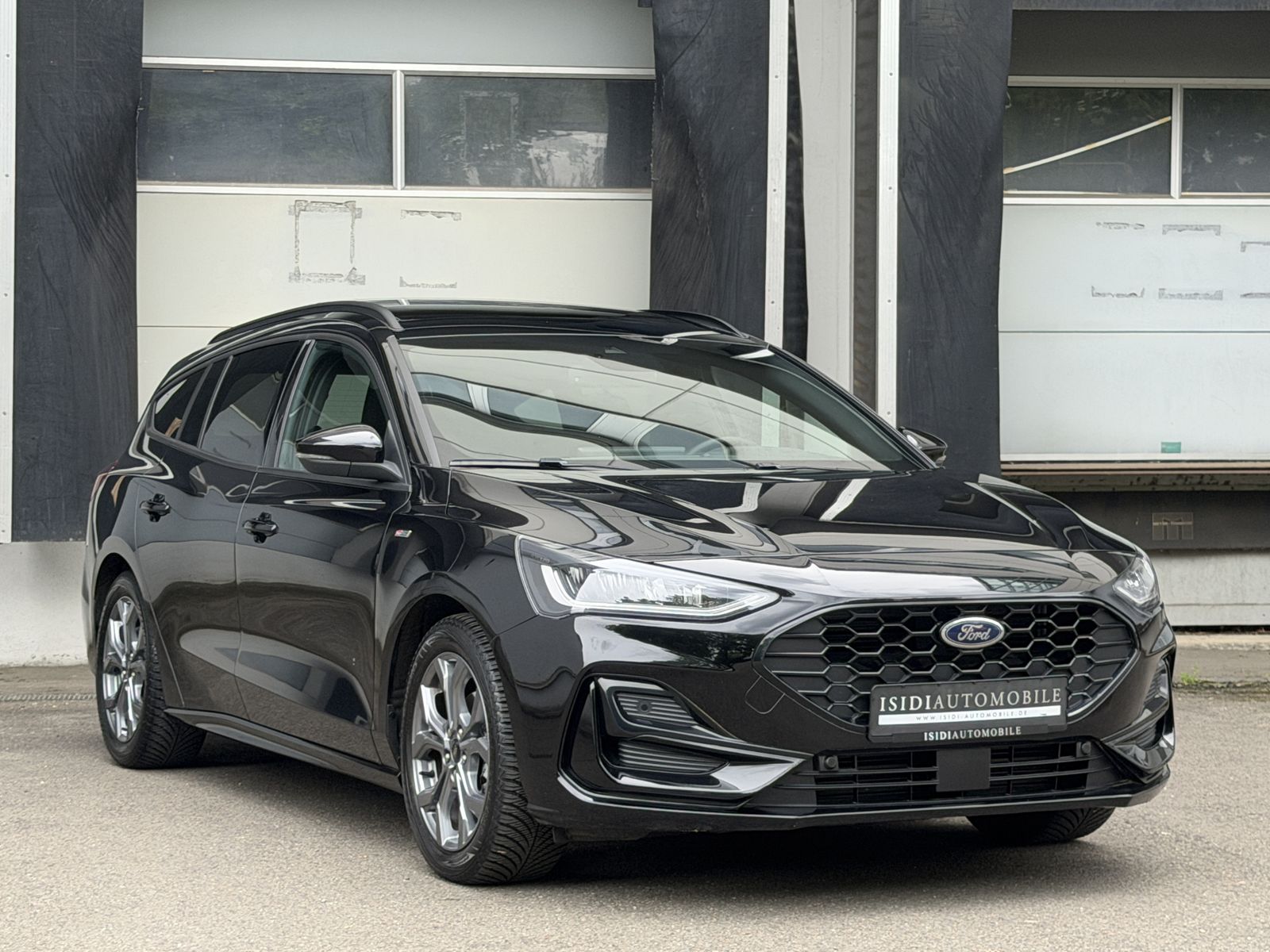 Ford Focus ST-Line LED Navi ACC-Tempomat Pano Kamera