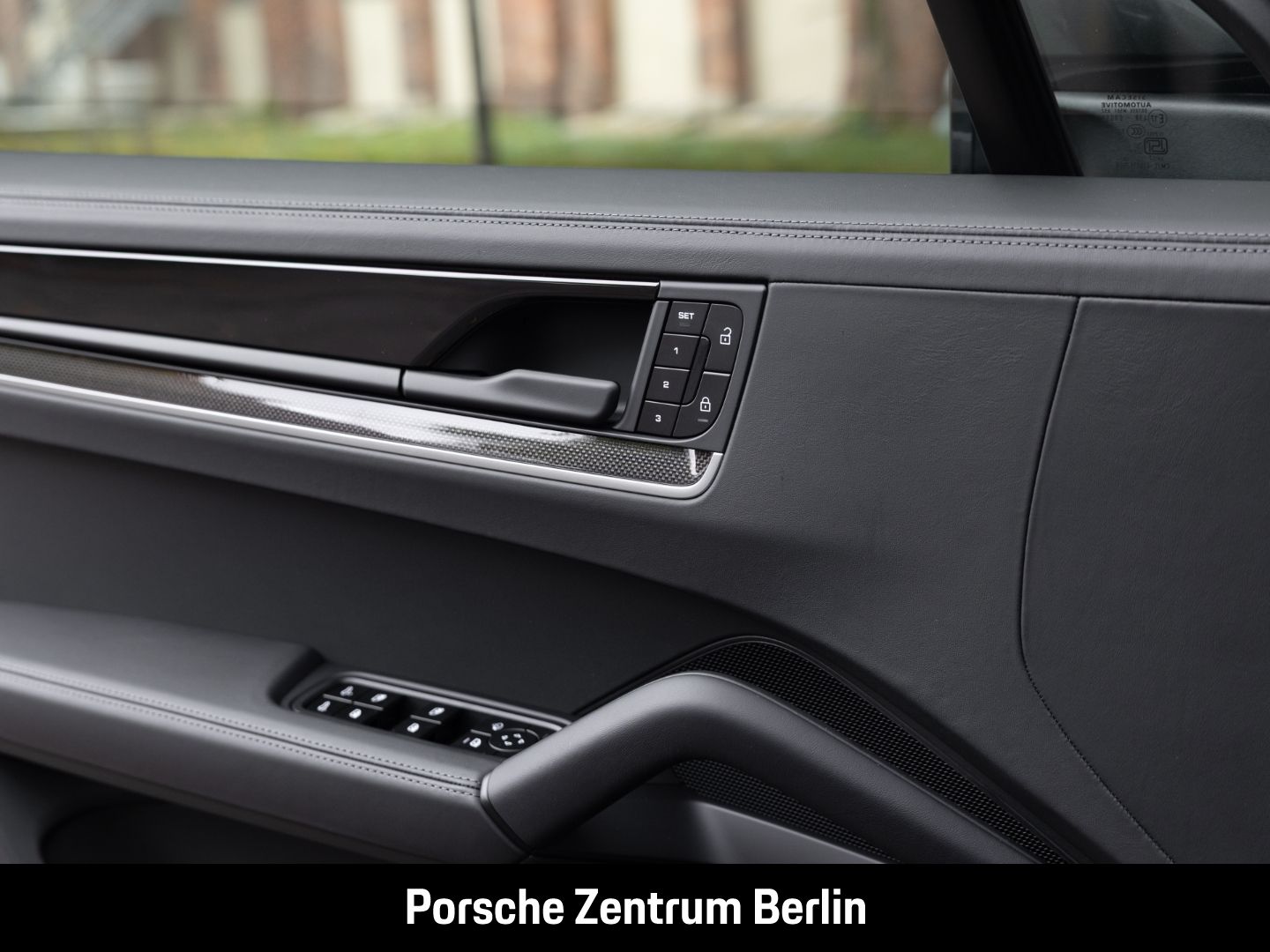 Porsche Cayenne HA-Lenkung InnoDrive Head-Up Sportabgas