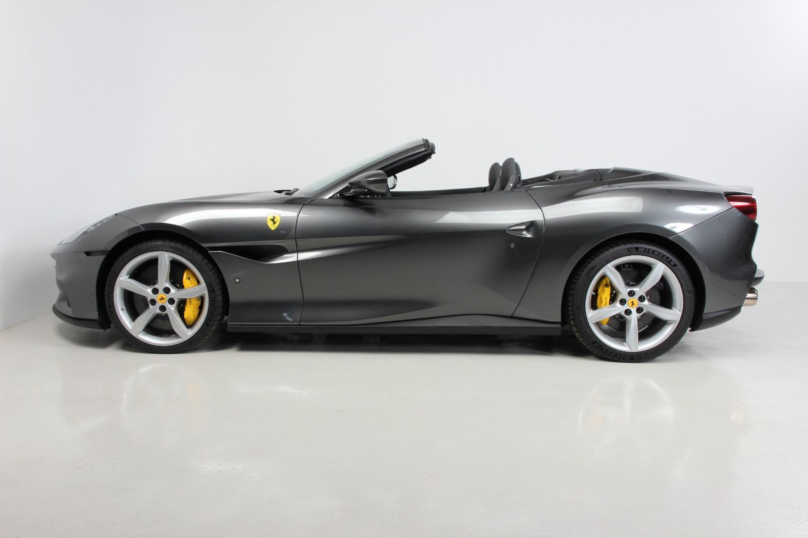 Ferrari Portofino M - Samsaru's Car Outlet