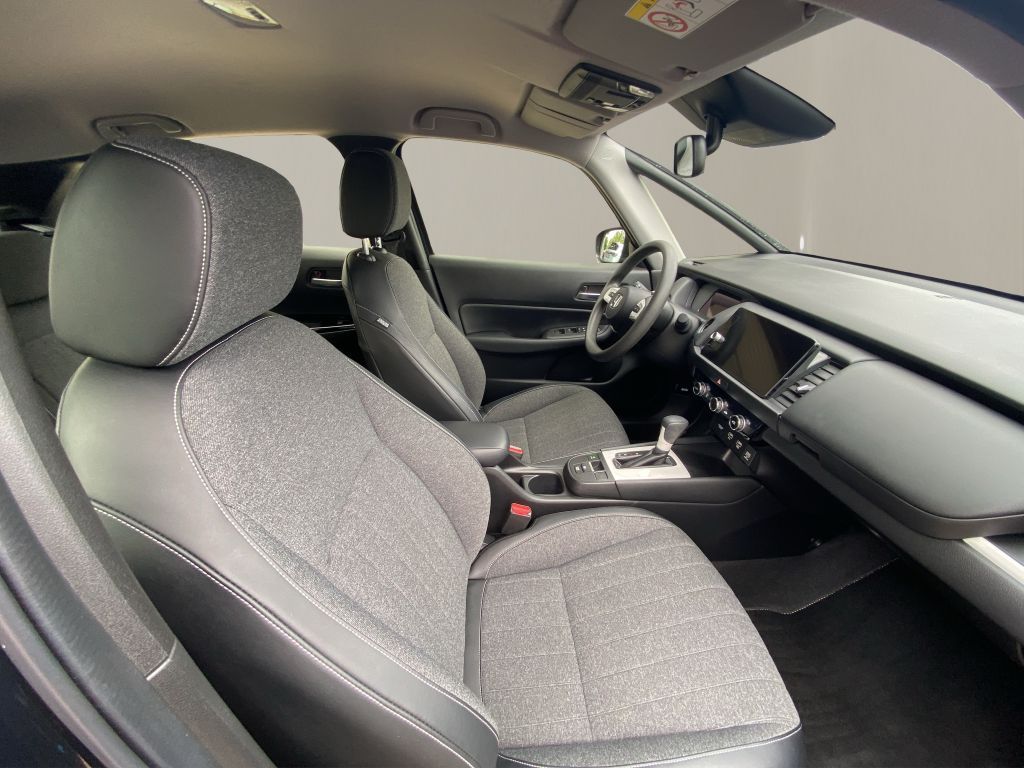 Honda Jazz 1.5i-MMD e-CVT Elegance - Samsaru's Car Outlet
