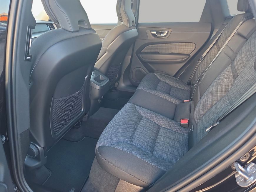 Volvo XC60 B5 B AWD Core