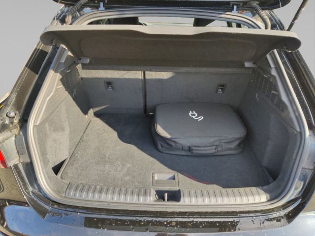 Audi A3 Sportback 40 TFSIe AHK