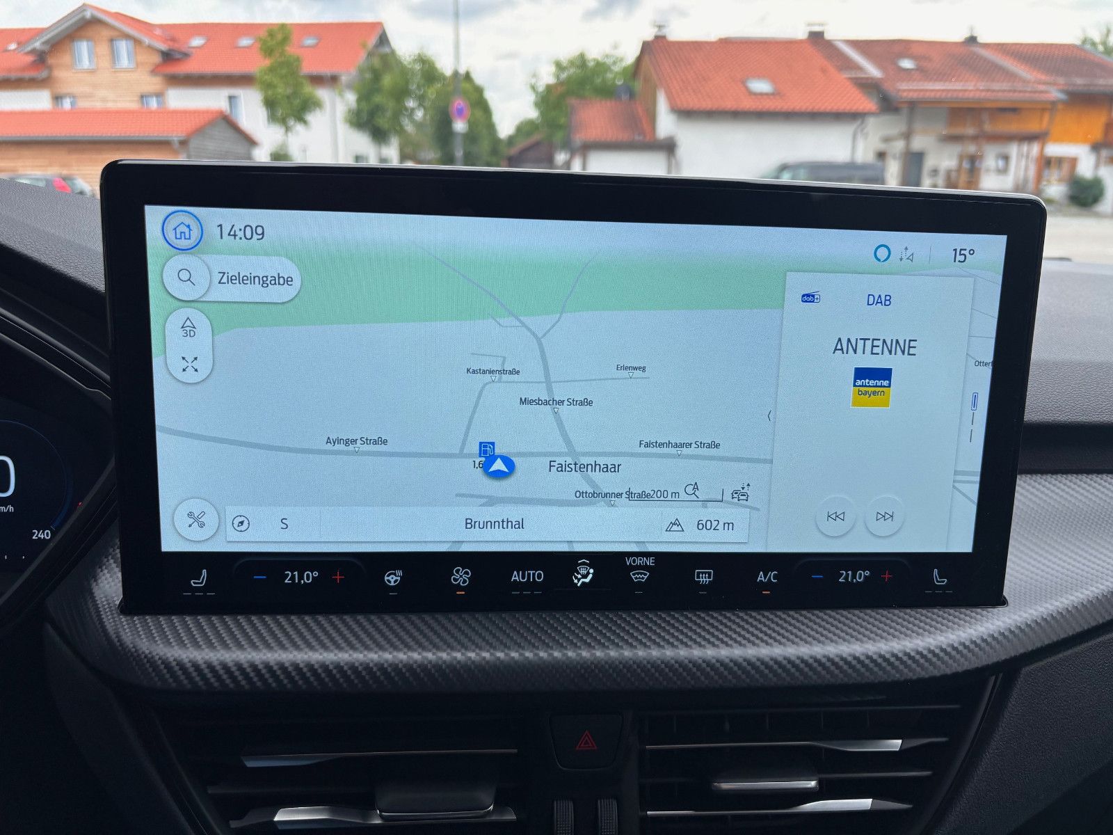 Ford Kuga Hybrid ST-Line X - Samsaru's Car Outlet