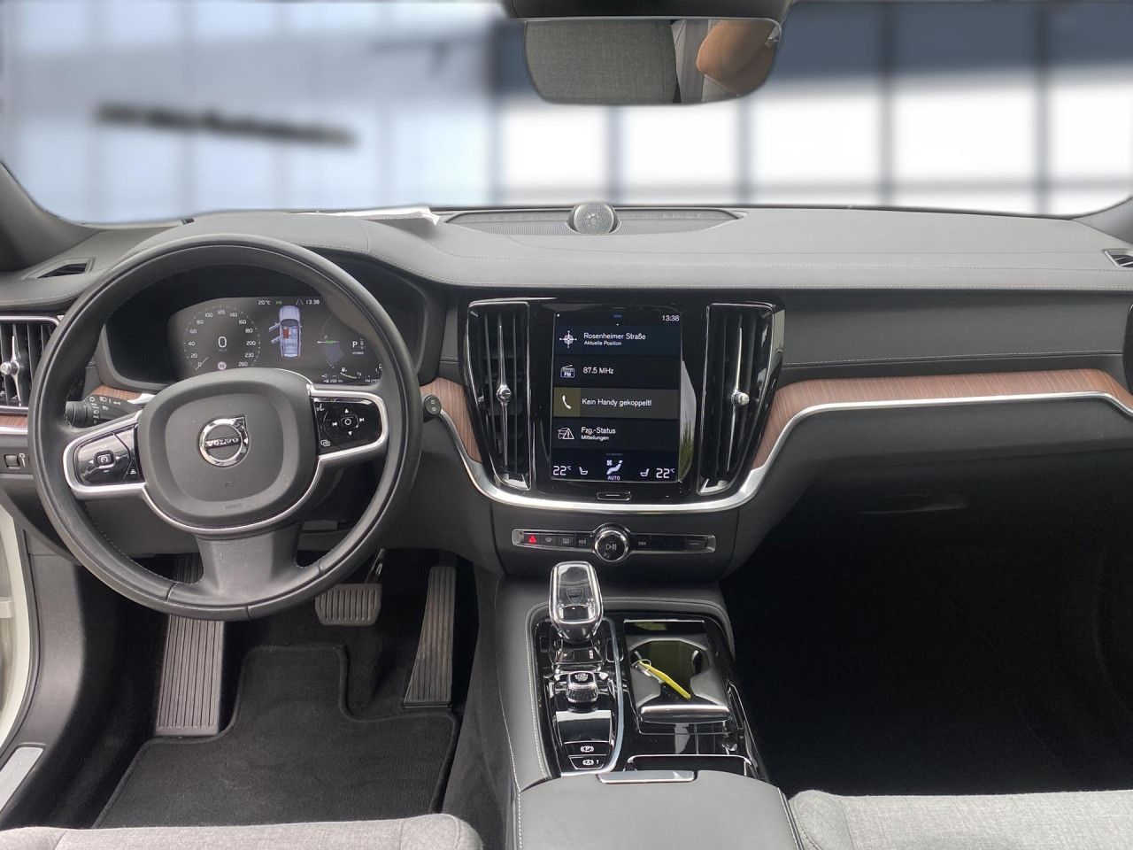 Volvo V60 Plus Bright Recharge Plug-In Hybrid AWD Navi