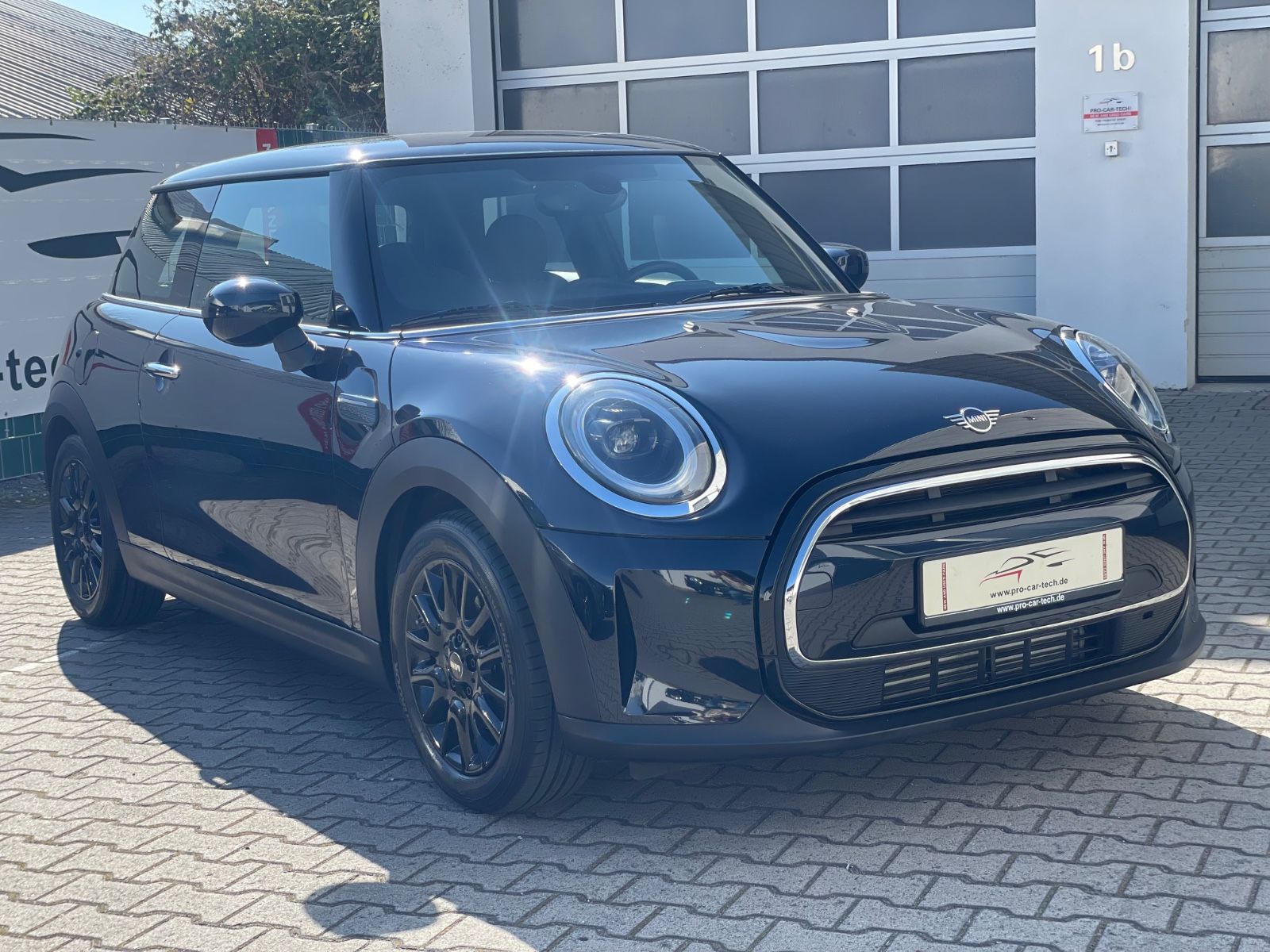 MINI ONE Classic - Samsaru's Car Outlet