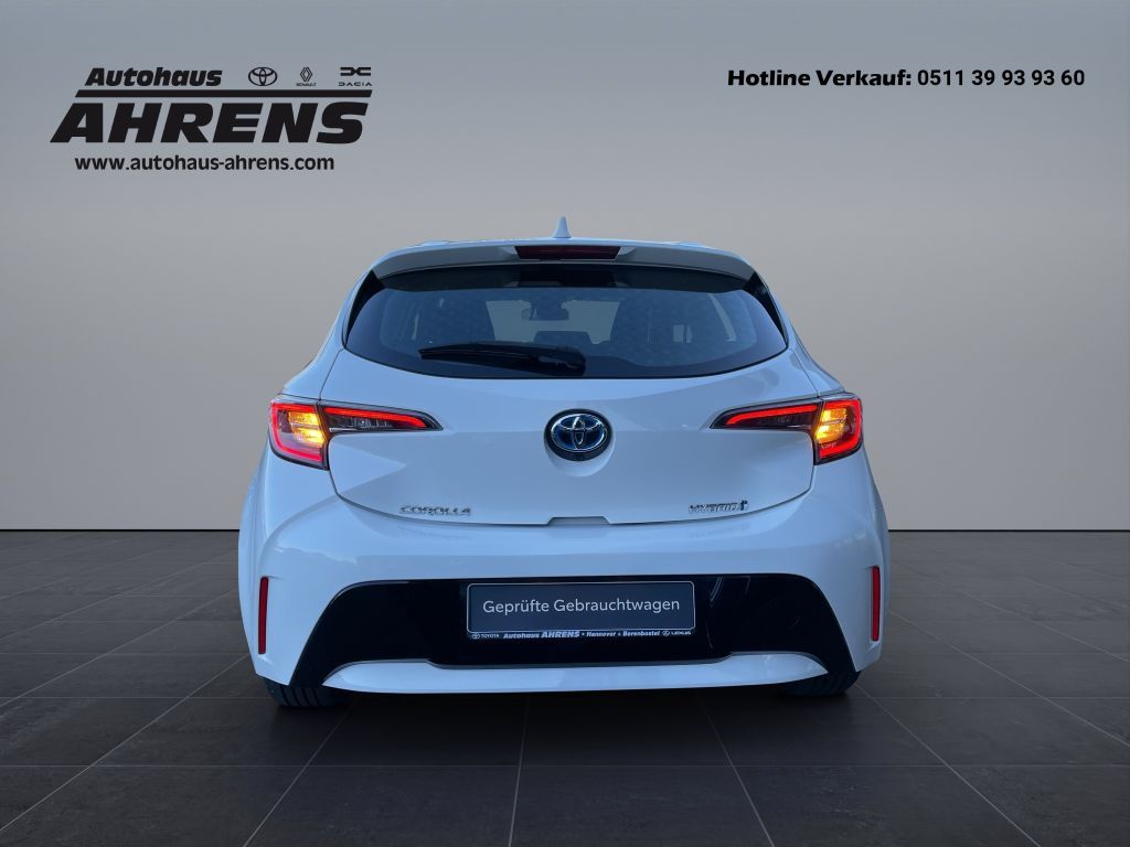Toyota Corolla 1.8 Hybrid Comfort - Samsaru's Car Outlet
