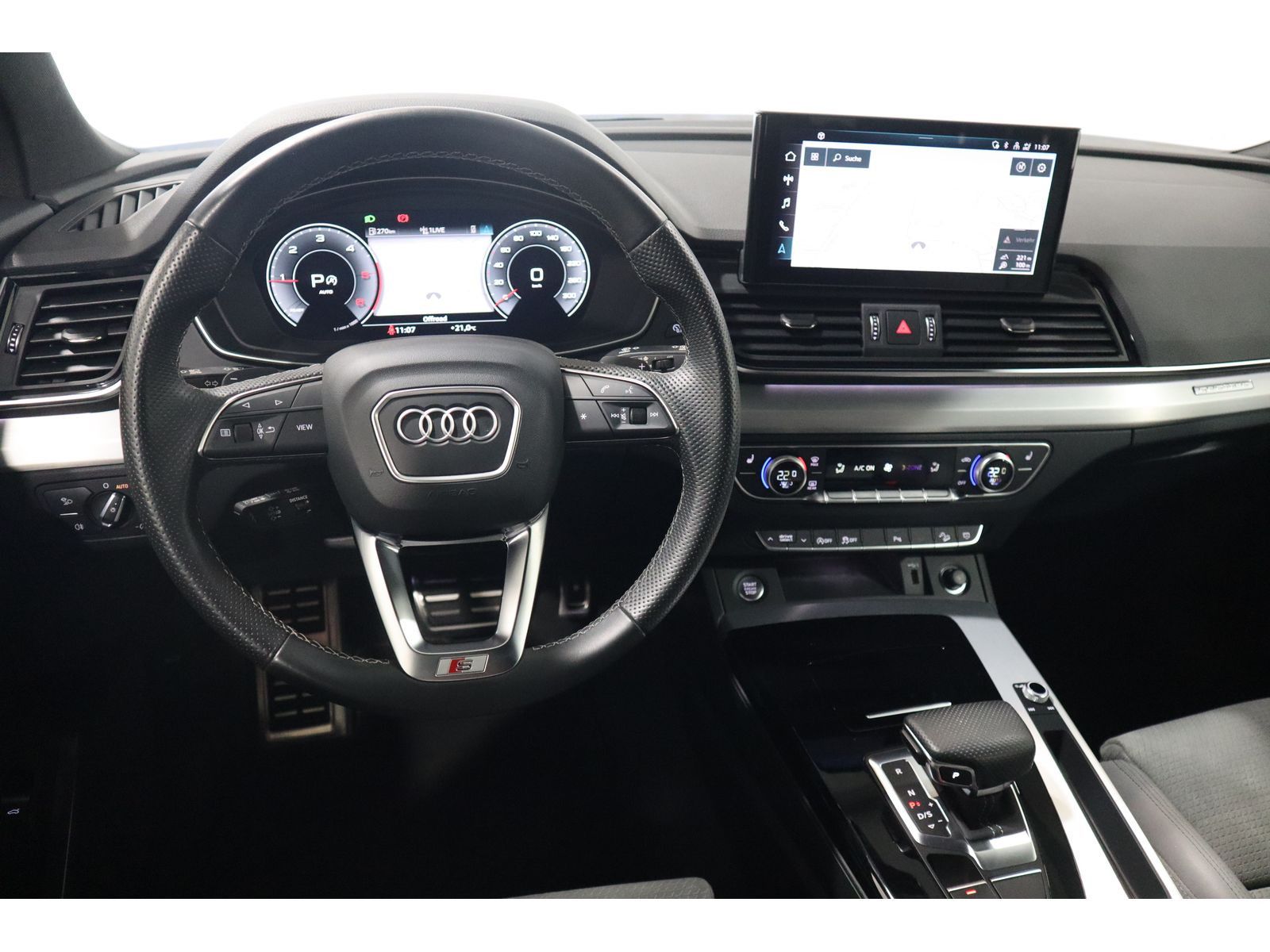 Audi Q5 40 TDI quattro S line - Samsaru's Car Outlet
