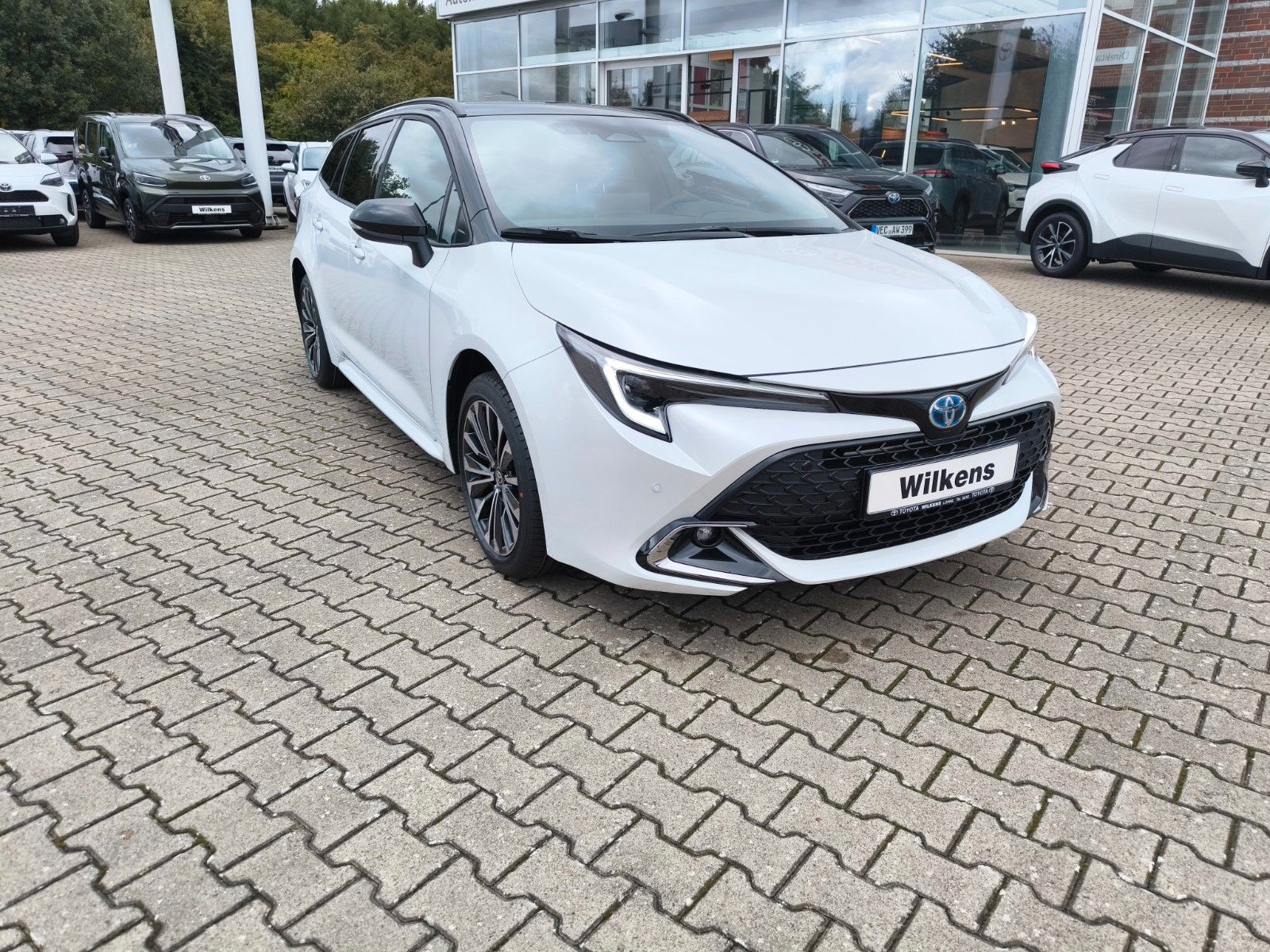 Toyota Corolla 2,0 Hybrid TS Finanzierung