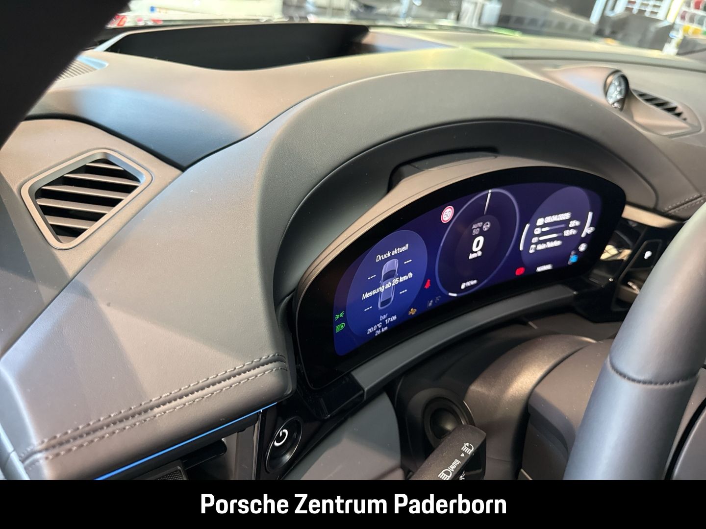 Porsche Macan 4 - Samsaru's Car Outlet