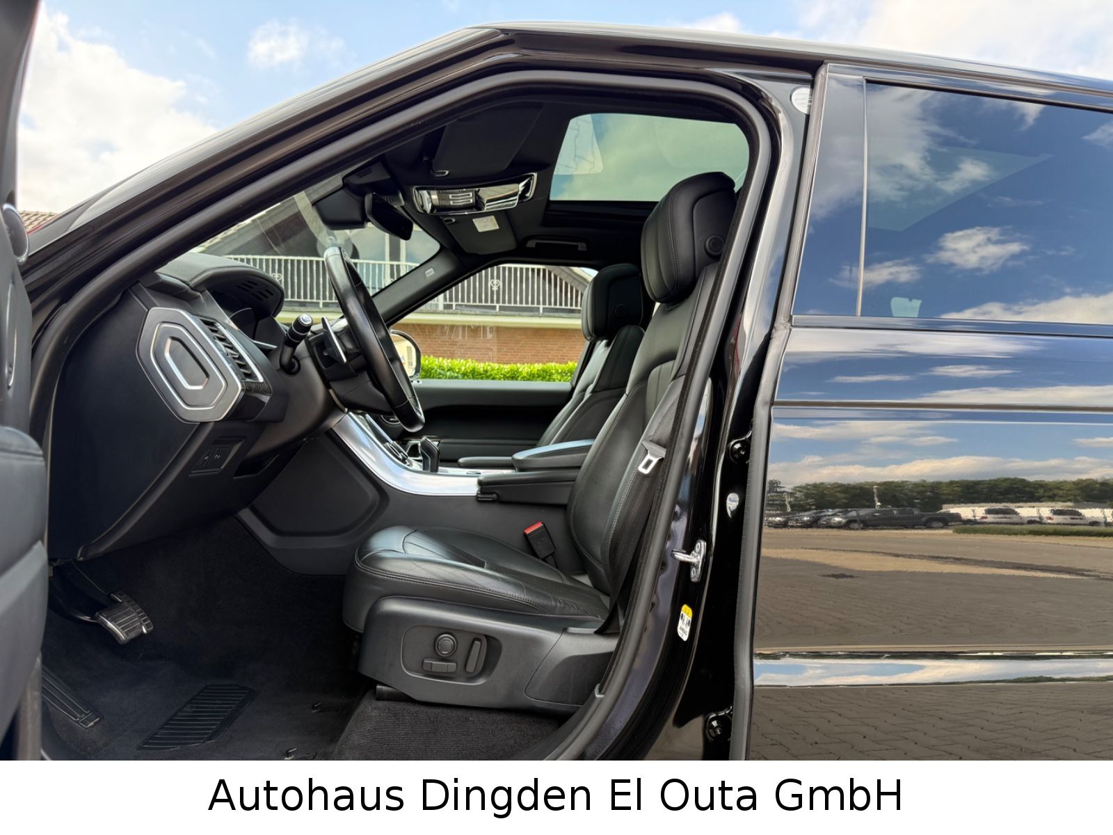 Range Rover Sport HSE 3.0 SDV6 Dynamic - Samsaru's Car Outlet