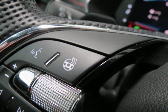 Skoda Octavia Combi 2.0 TSI RS - Samsaru's Car Outlet