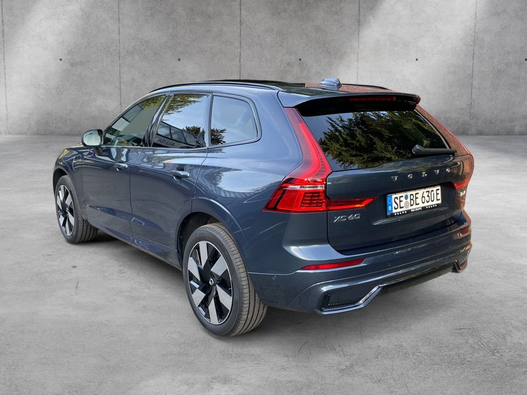 Volvo XC60 T6 Plus Dark Recharge Plug-In Hybrid AWD