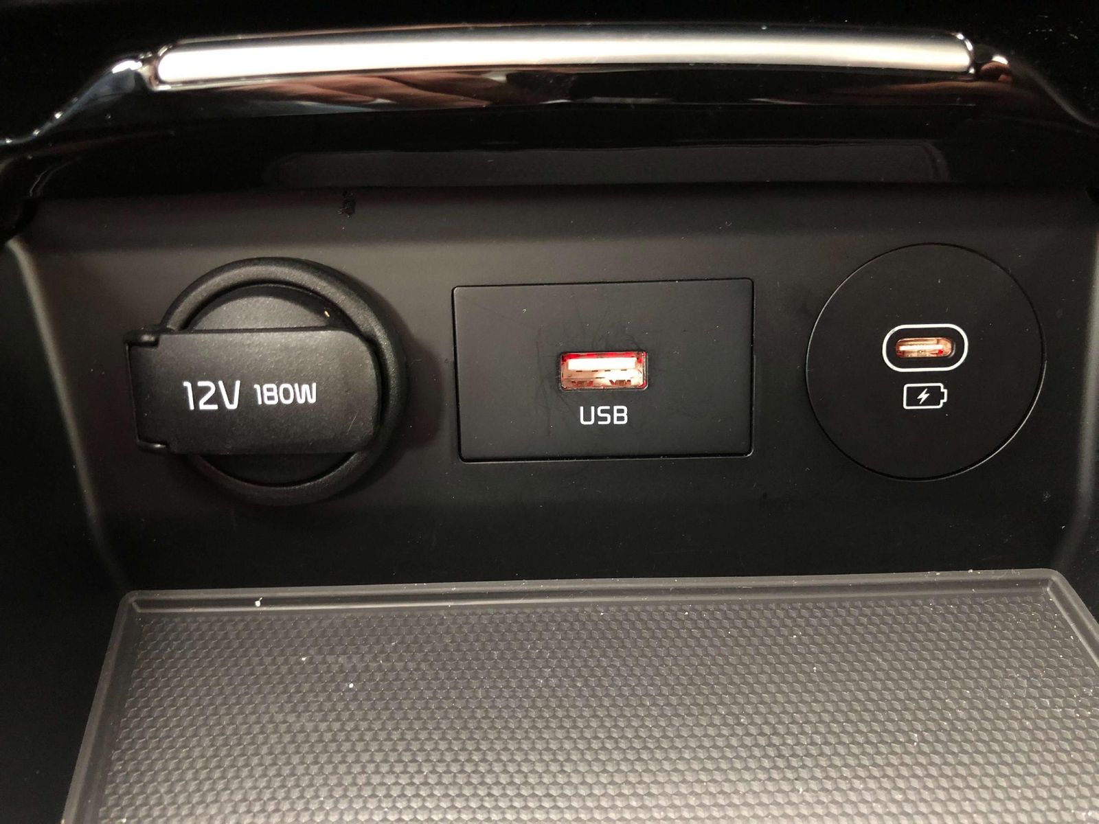 Kia XCeed Vision 1.5T - Samsaru's Car Outlet