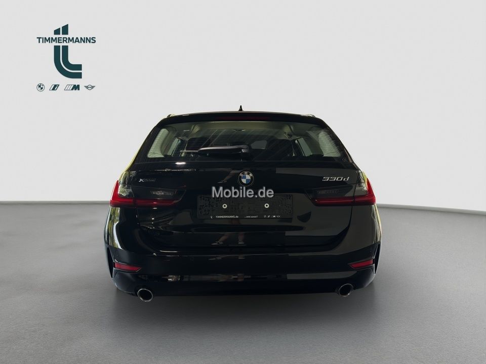 BMW 330d xDrive Touring Advantage - Samsaru's Car Outlet