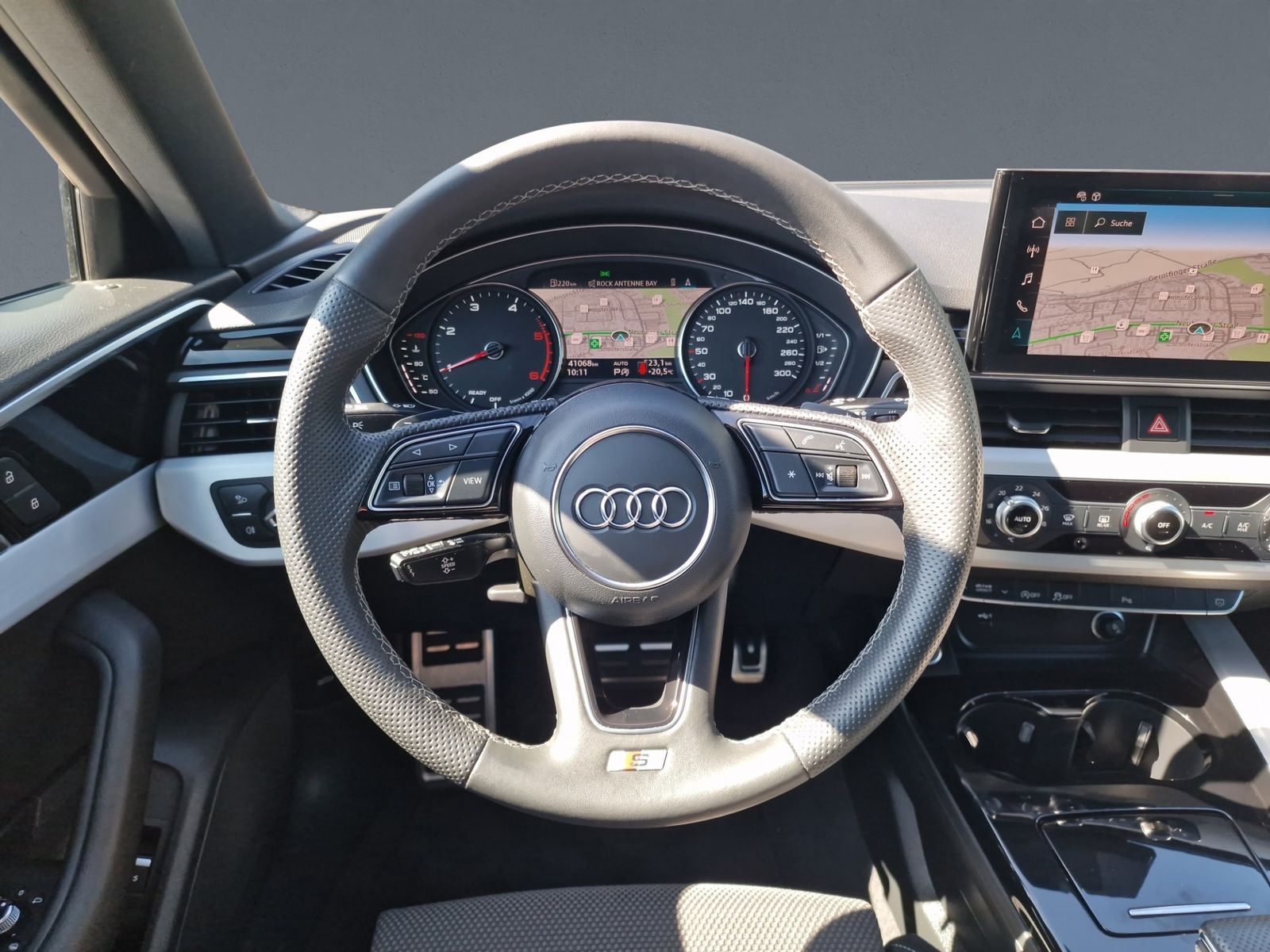 Audi A4 Avant 40 TDI S tronic S line - Samsaru's Car Outlet