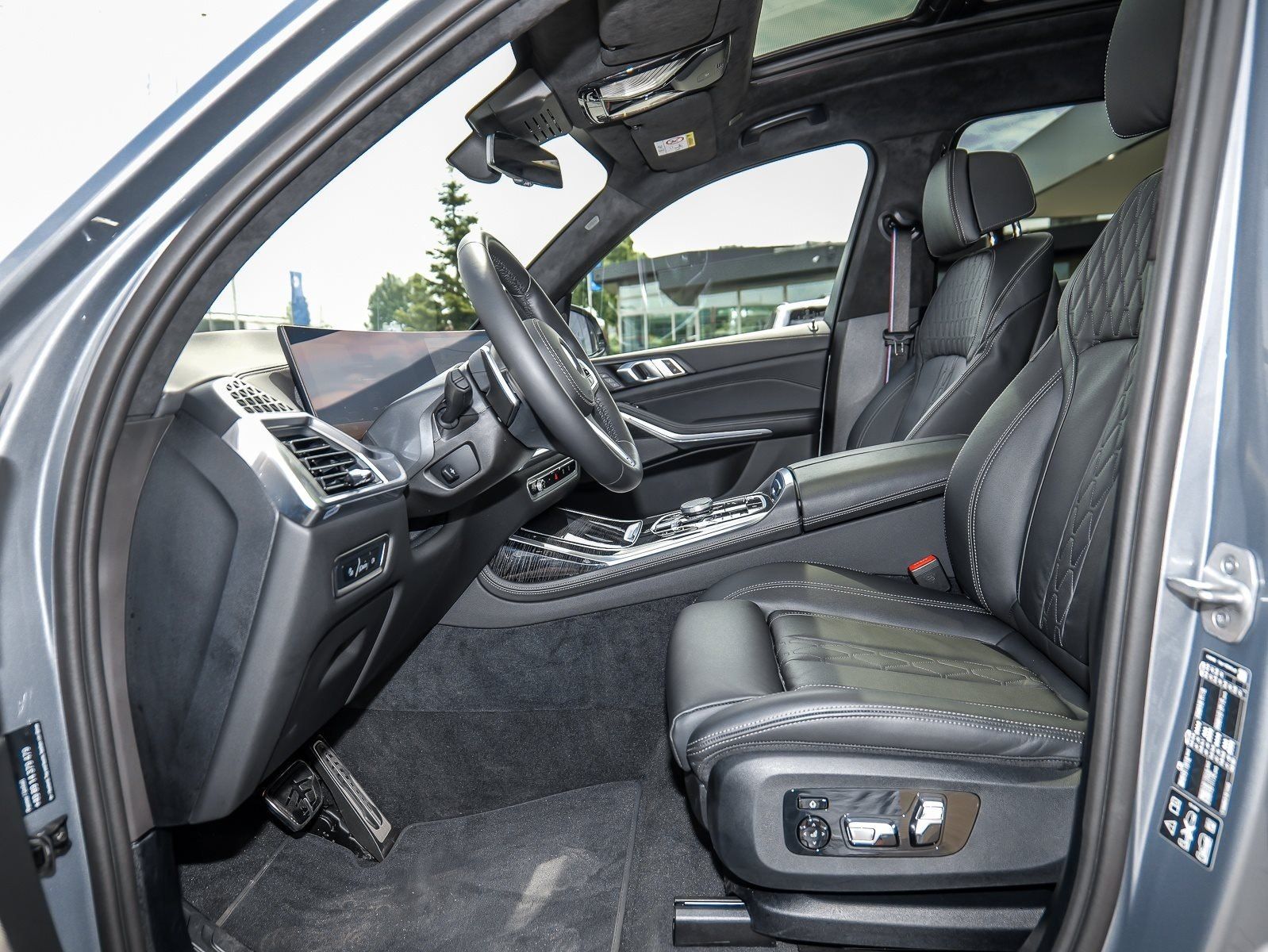 BMW X7 xDrive40d M Sport HUD PANO ACC AHK RFK NAVI