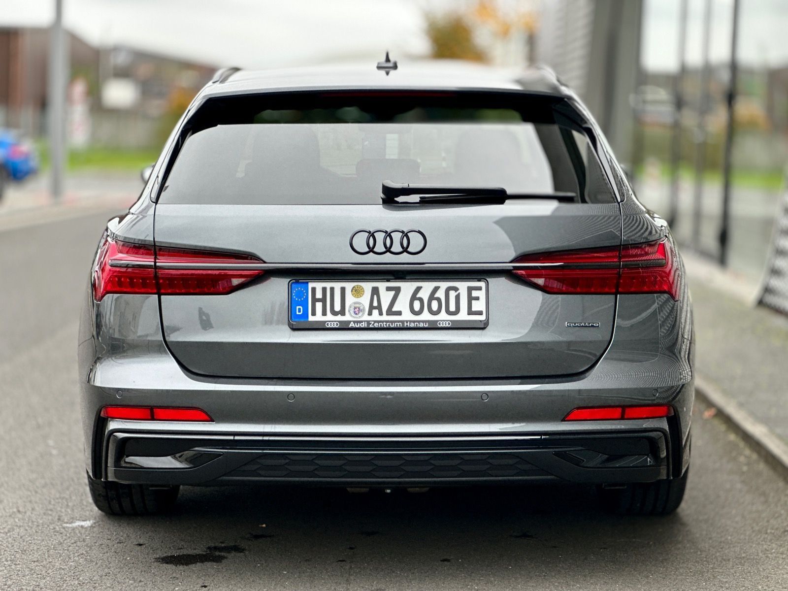 Audi A6 Avant 50 TFSI e S line quattro - Samsaru's Car Outlet