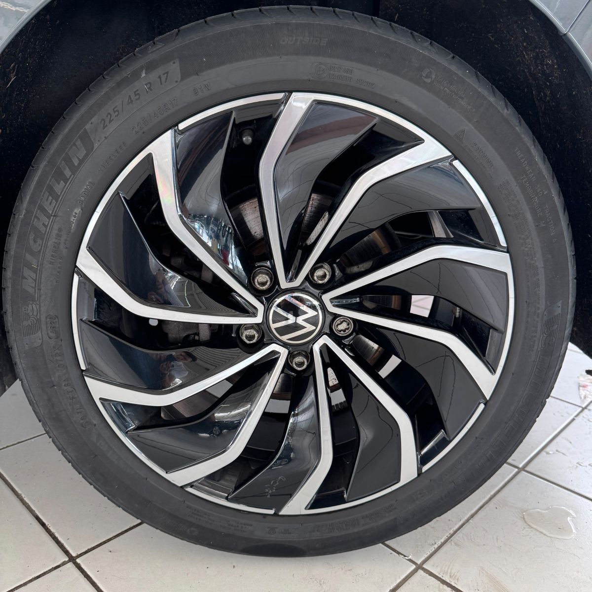 Volkswagen Golf VIII Lim. Life 1.5 eTSI - Samsaru's Car Outlet