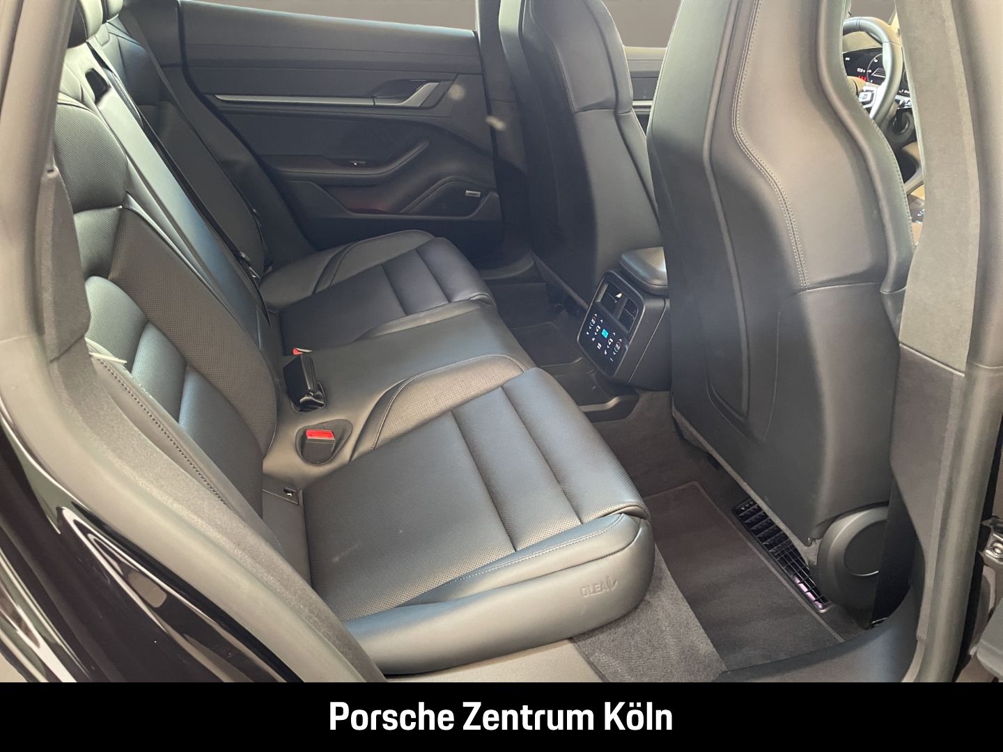 Porsche Taycan Turbo Sport Turismo BOSE Panoramadach