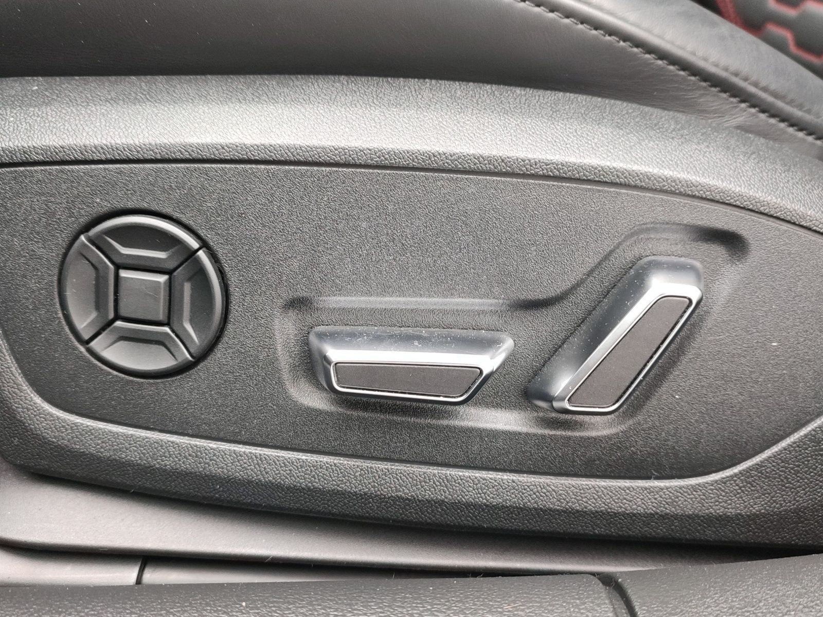 Audi RS 6 Avant quattro*Navi*Matrix*B&O*Alu*HUD*PDC*P