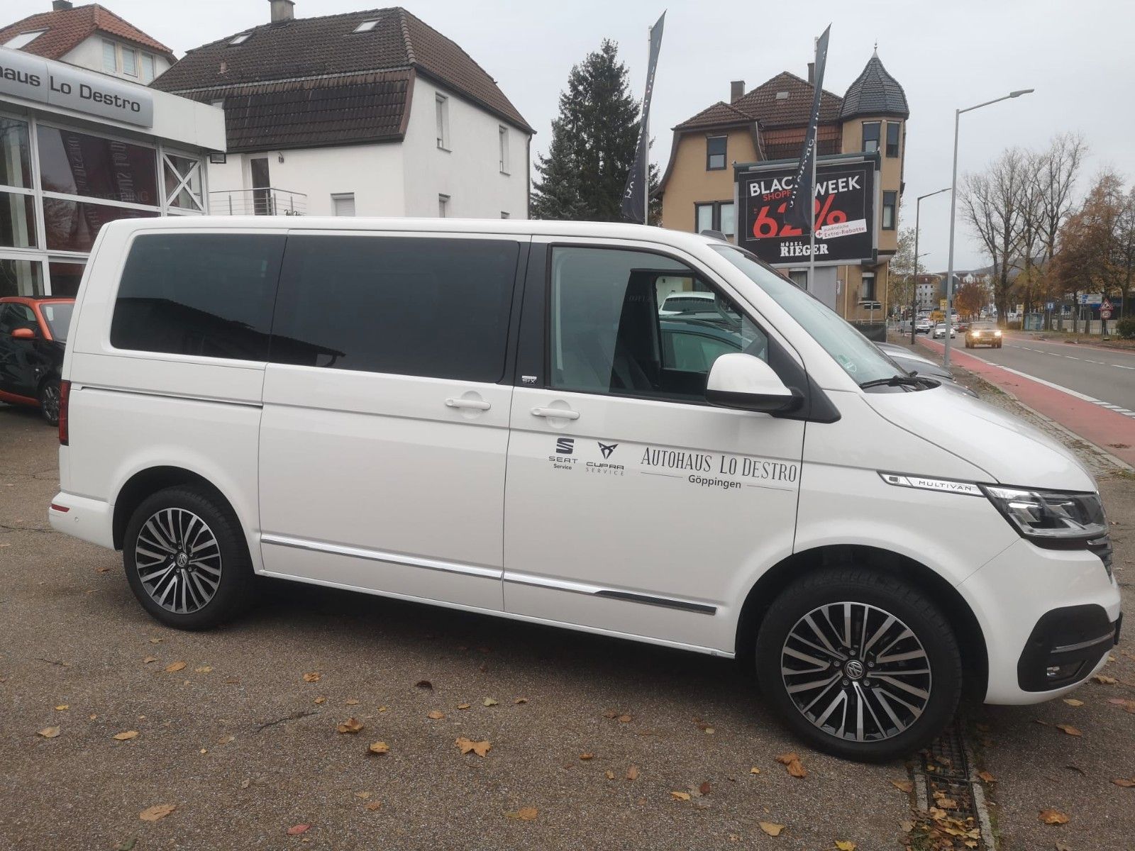 Volkswagen T6.1 Multi Gen 6 2.0 TDI DSG - Samsaru's Car Outlet