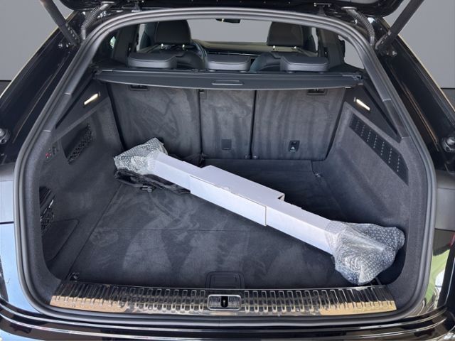Audi Q8 S line 50TDI quattro - Samsaru's Car Outlet