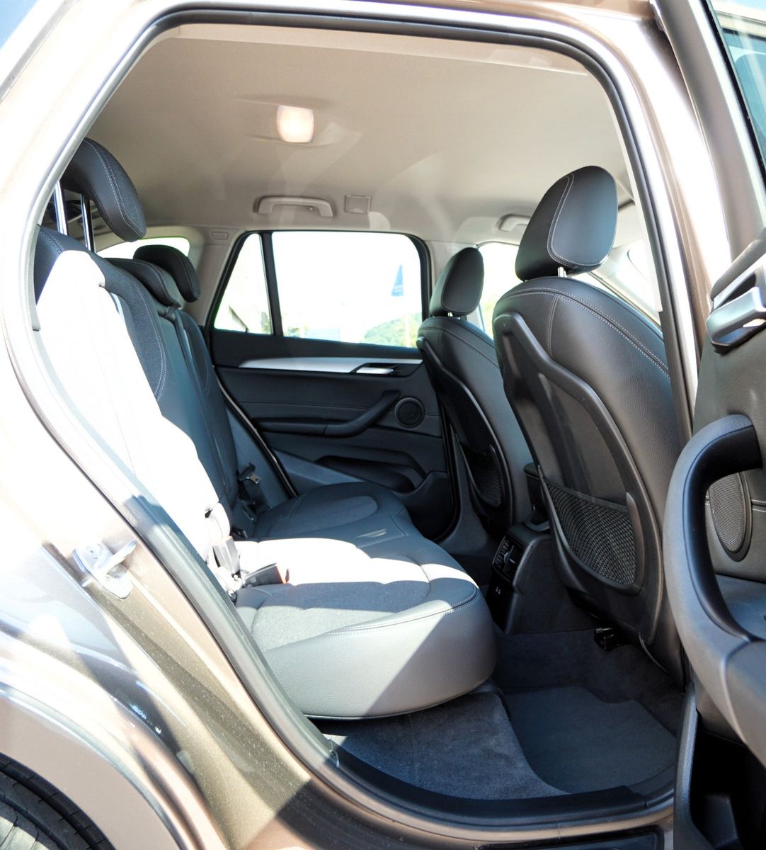 BMW X1 xDrive 18 d Advantage - Samsaru's Car Outlet