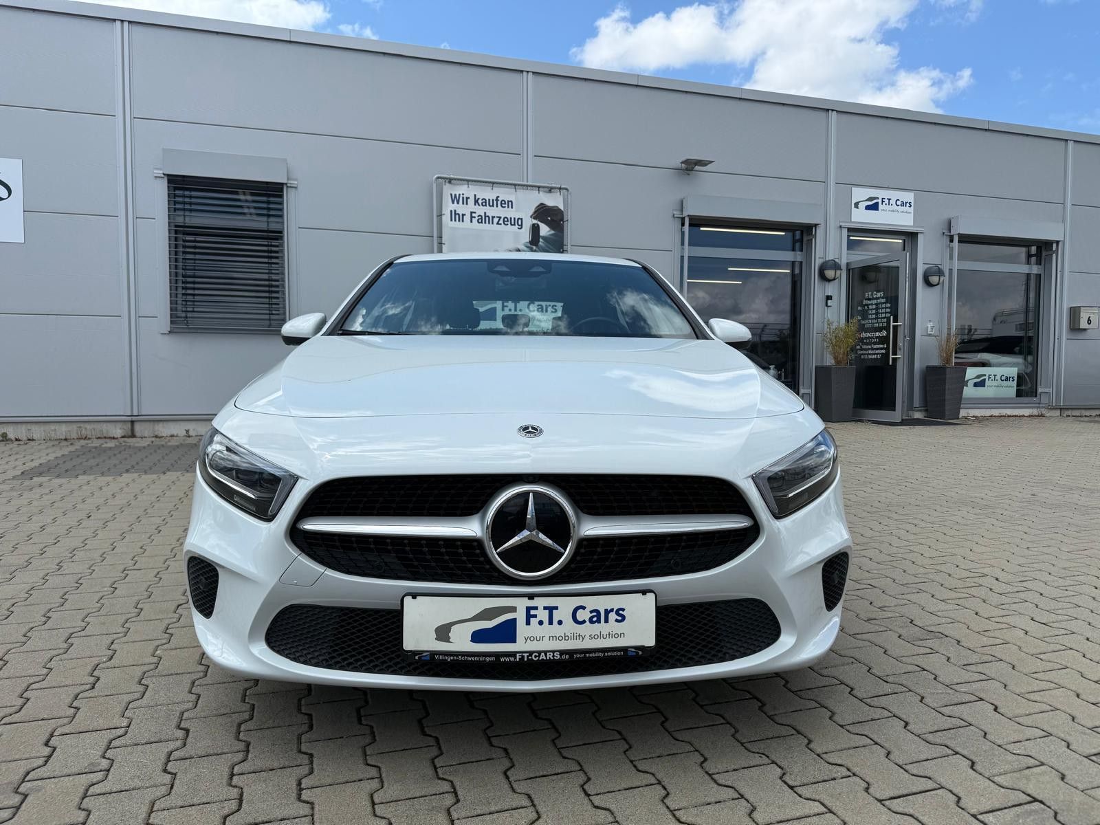 Mercedes-Benz A 200 7G-DTC Advanced - Samsaru's Car Outlet