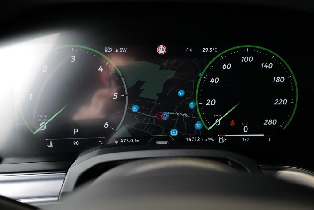 Volkswagen Touareg 3.0TDI R-Line BlackStyle Nachtsicht HuD