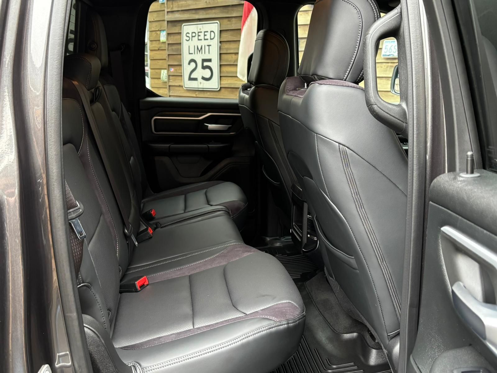 Dodge RAM 1500 5,7L Gen5 Hardtop QuadCab Leder