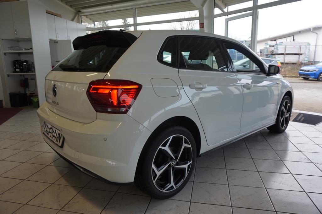 Volkswagen POLO 1,0 TSI DSG R-LINE KAMERA SHZ ACC LED NAVI