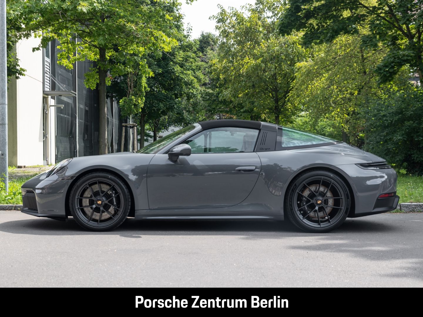 Porsche 992 911 Targa 4 GTS BOSE Sportabgasanlage LED